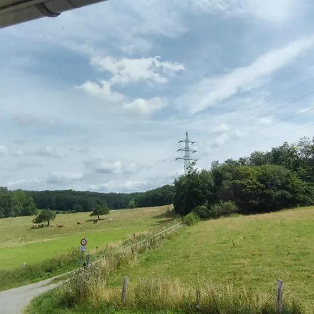 Modernes Rhombushaus Mit Garten&teich Nähe Wald *